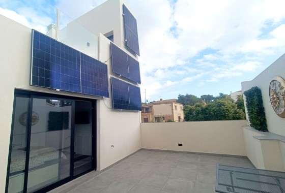 Revente - Villa Individuelle -
Villamartín - Costa Blanca