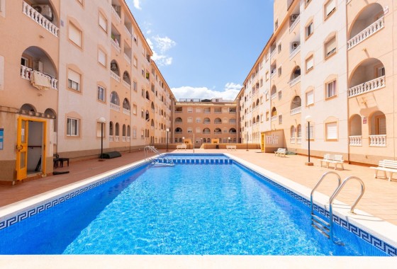 Herverkoop - Appartement / Flat -
Torrevieja - Centro - Muelle Pesquero