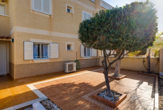 Sprzedaż - Apartament / Mieszkanie -
Orihuela Costa - Playa Flamenca