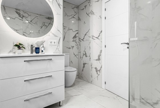 Sprzedaż - Apartament / Mieszkanie -
Torrevieja - El Acequión - Los Náufragos