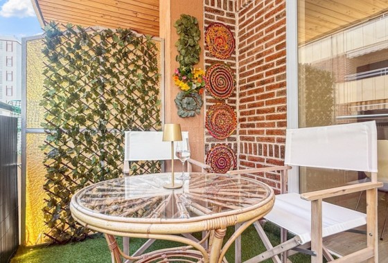 Sprzedaż - Apartament / Mieszkanie -
Torrevieja - El Acequión - Los Náufragos