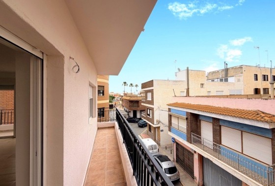 Sprzedaż - Apartament / Mieszkanie -
Rojales - Inland