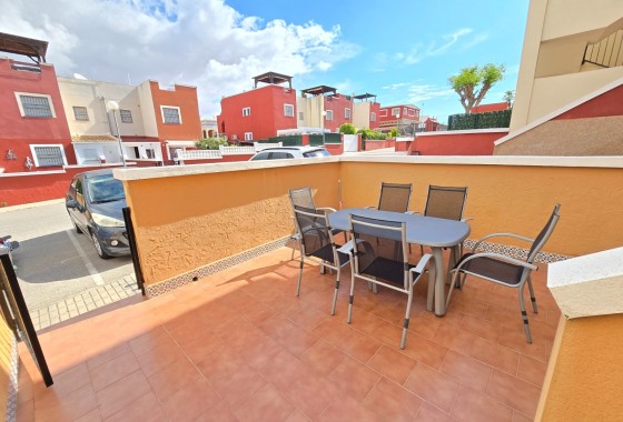 Sprzedaż - Apartament / Mieszkanie -
Orihuela Costa - Los Altos *