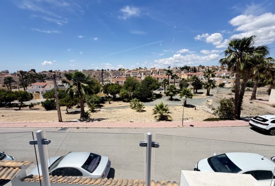 Sprzedaż - Apartament / Mieszkanie -
Villamartín