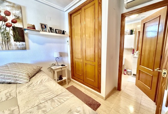 Sprzedaż - Apartament / Mieszkanie -
La Mata - Costa Blanca