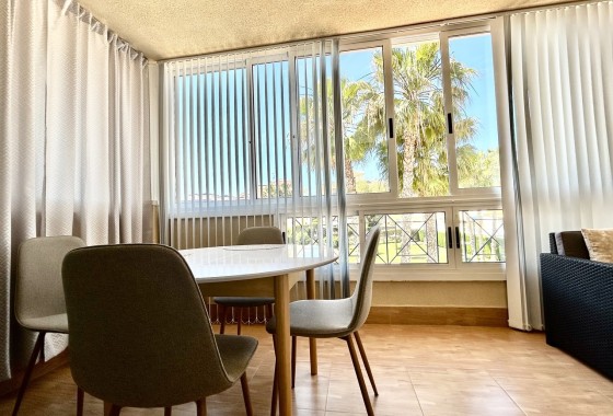 Sprzedaż - Apartament / Mieszkanie -
La Mata - Costa Blanca