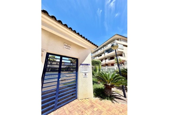 Sprzedaż - Apartament / Mieszkanie -
La Mata - Costa Blanca