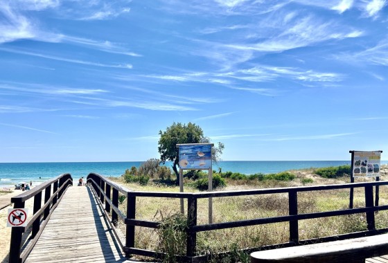 Sprzedaż - Apartament / Mieszkanie -
La Mata - Costa Blanca