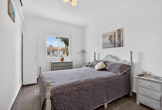 Sprzedaż - Apartament / Mieszkanie -
Torrevieja - Costa Blanca