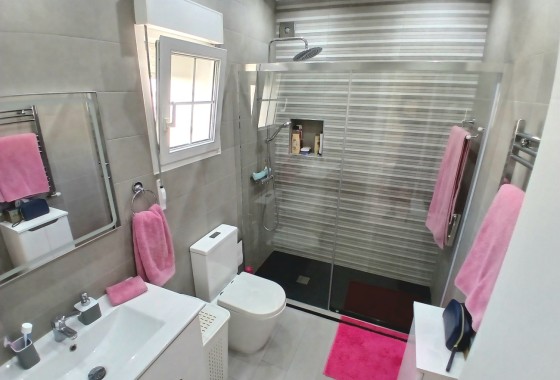 Revente - Villa Individuelle -
Villamartín - Costa Blanca