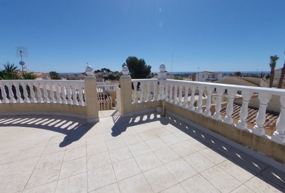 Revente - Villa Individuelle -
Villamartín - Costa Blanca