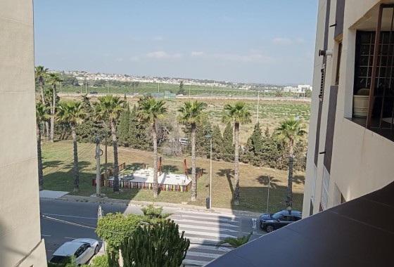 Sprzedaż - Apartament / Mieszkanie -
Torrevieja - MAR AZUL LA VELETA