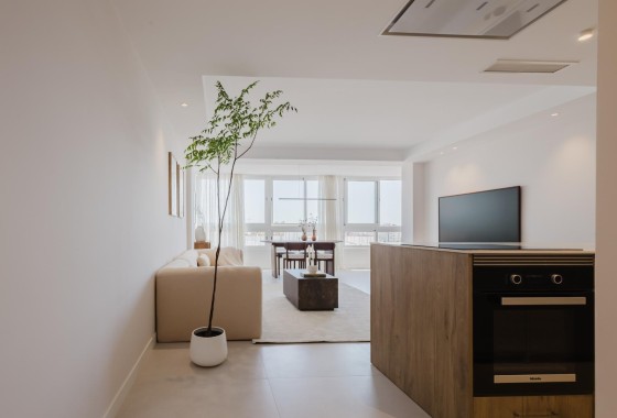 Wynajem długoterminowy - Apartament / Mieszkanie -
Torrevieja - Playa del Acequión