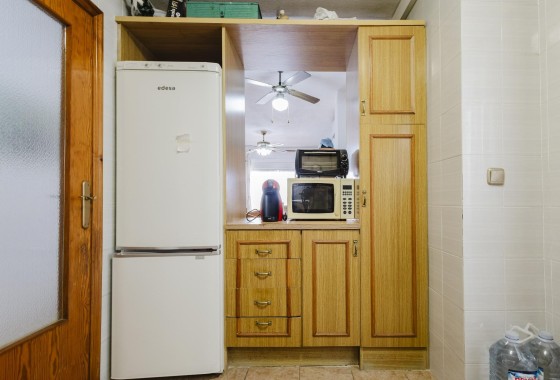 Sprzedaż - Apartament / Mieszkanie -
Torrevieja - Playa del Acequión