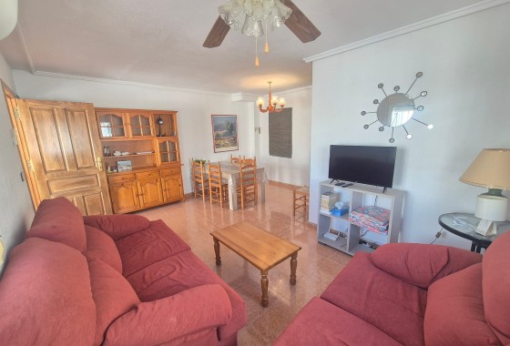Resale - Semi Detached Villa -
Los Altos