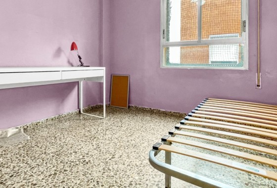Sprzedaż - Apartament / Mieszkanie -
Guardamar del Segura - Pueblo