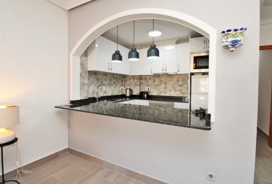 Sprzedaż - Apartament / Mieszkanie -
Torrevieja