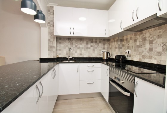 Sprzedaż - Apartament / Mieszkanie -
Torrevieja