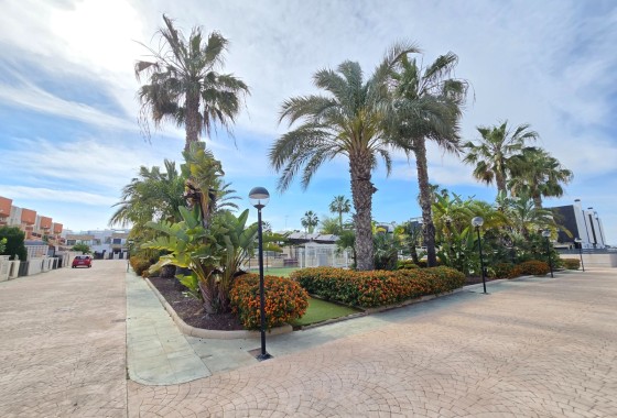 Sprzedaż - Apartament / Mieszkanie -
Orihuela Costa - Villamartín *