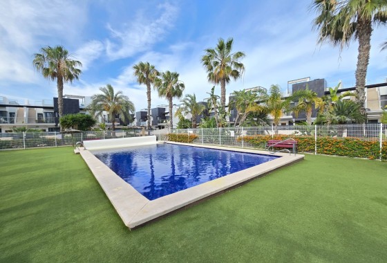 Sprzedaż - Apartament / Mieszkanie -
Orihuela Costa - Villamartín *