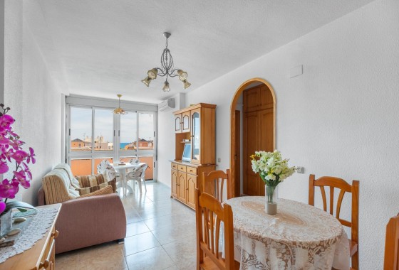 Resale - Wohnung / Apartment -
Torrevieja - La Mata pueblo