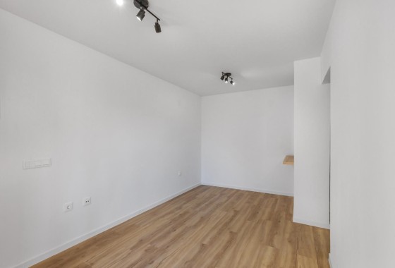 Revente - Appartement -
Torrevieja - Torreblanca