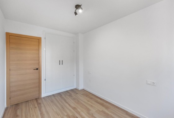 Revente - Appartement -
Torrevieja - Torreblanca