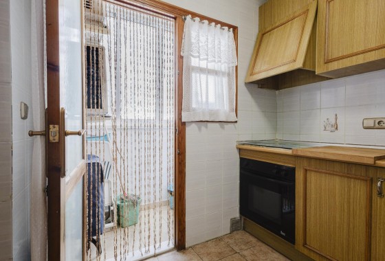 Sprzedaż - Apartament / Mieszkanie -
Torrevieja - Costa Blanca