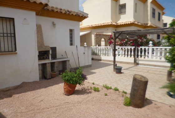 Herverkoop - Rijhuis -
Playa Flamenca - Costa Blanca