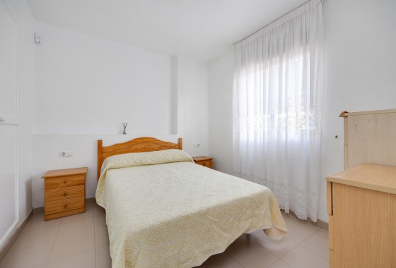 Sprzedaż - Apartament / Mieszkanie -
Torrevieja - Playa de los Naufragos