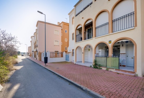 Sprzedaż - Apartament / Mieszkanie -
Torrevieja - Playa de los Naufragos