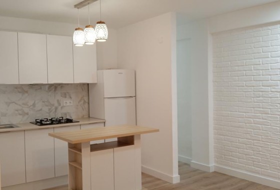 Sprzedaż - Apartament / Mieszkanie -
Torrevieja - El molino