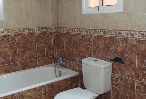 Sprzedaż - Apartament / Mieszkanie -
Los Montesinos - PUEBLO CENTRO