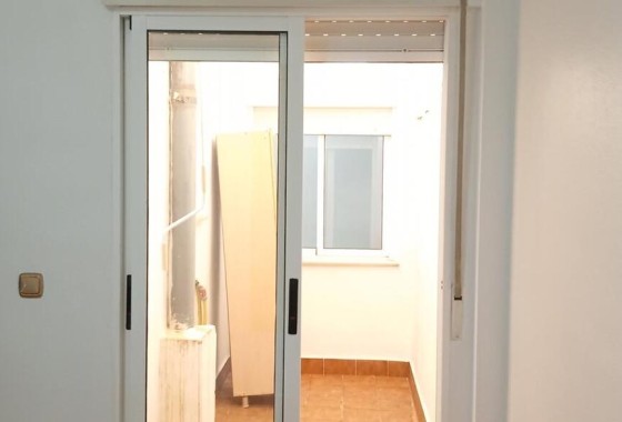 Sprzedaż - Apartament / Mieszkanie -
Los Montesinos - PUEBLO CENTRO