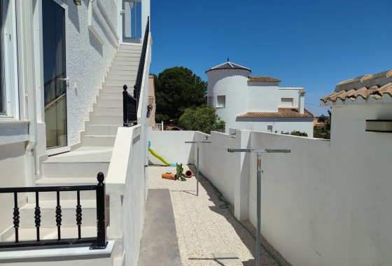 Revente - Villa Individuelle -
San Miguel / Vistabella Golf - Inland
