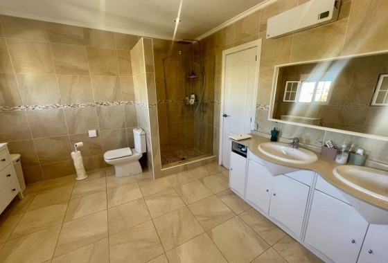 Revente - Villa Individuelle -
Urb. La Marina - Inland