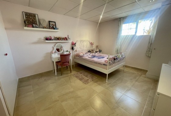 Revente - Villa Individuelle -
Urb. La Marina - Inland