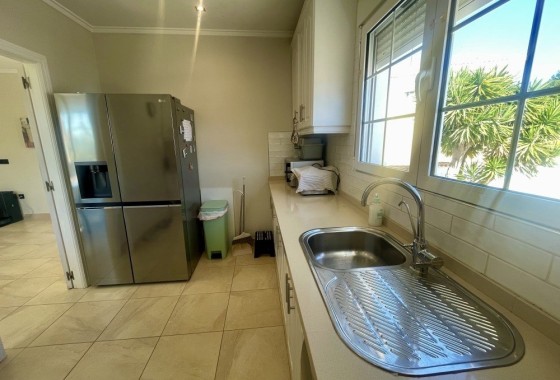 Revente - Villa Individuelle -
Urb. La Marina - Inland