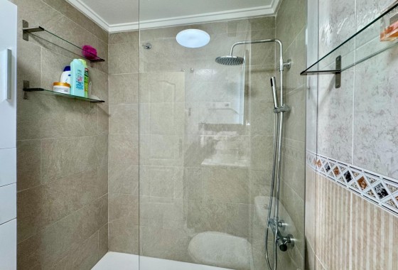 Sprzedaż - Apartament / Mieszkanie -
Torrevieja - Gaspar Perrelló
