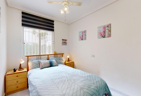 Revente - Villa mitoyenne -
San Miguel de Salinas - 03193