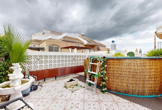 Revente - Villa mitoyenne -
San Miguel de Salinas - 03193