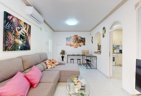 Revente - Villa mitoyenne -
San Miguel de Salinas - 03193
