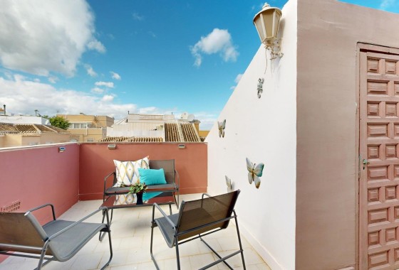 Revente - Villa mitoyenne -
San Miguel de Salinas - 03193