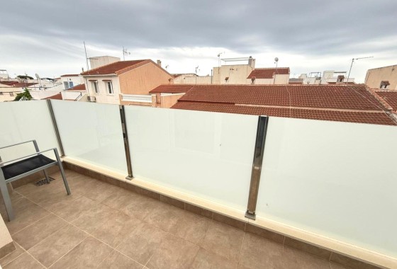 Sprzedaż - Dom miejski -
Torrevieja - El chaparral