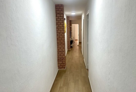 Sprzedaż - Apartament / Mieszkanie -
Santa Pola - Costa Blanca