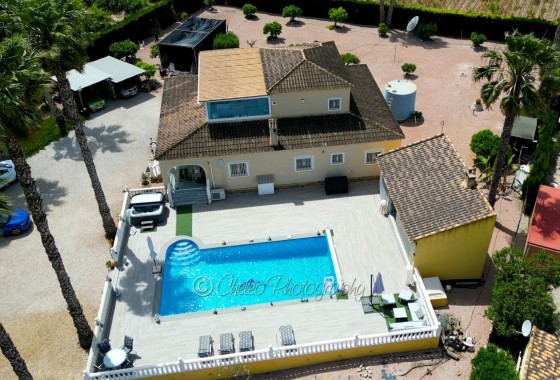 Herverkoop - Vrijstaande villa -
Benejúzar