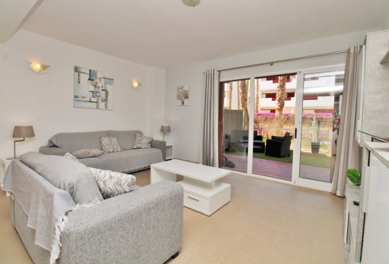 Venta - Apartamento / Piso -
Playa Flamenca