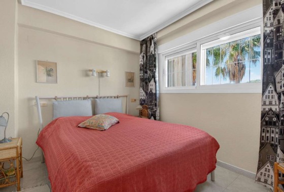 Revente - Appartement -
Punta Prima - Costa Blanca