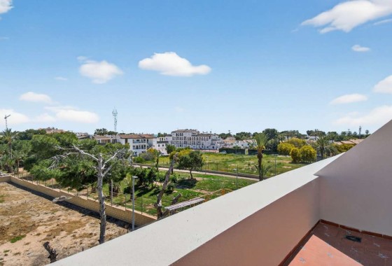 Revente - Appartement -
Punta Prima - Costa Blanca