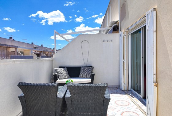 Sprzedaż - Apartament / Mieszkanie -
Torrevieja - Costa Blanca